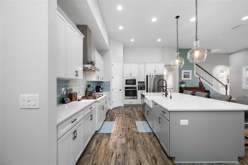 En Venta: $970,000 (5 camas, 4 baños, 3560 Pies cuadrados)