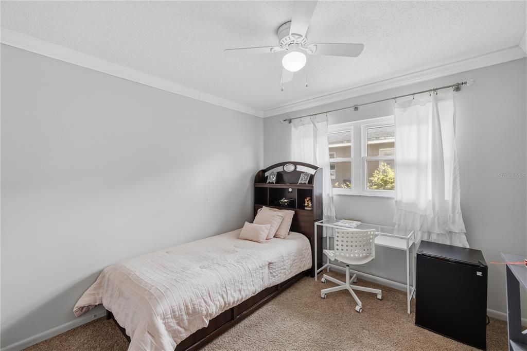 En Venta: $499,900 (4 camas, 2 baños, 1692 Pies cuadrados)