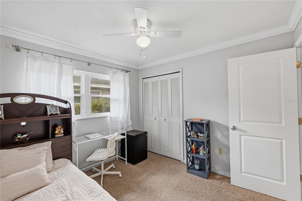 En Venta: $499,900 (4 camas, 2 baños, 1692 Pies cuadrados)