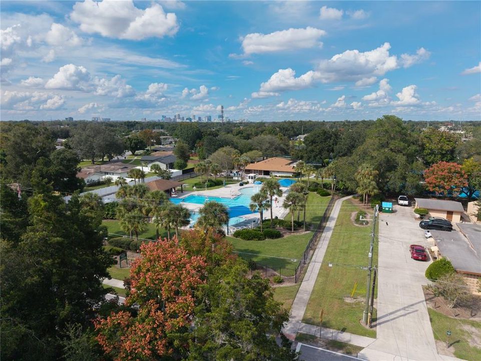 En Venta: $499,900 (4 camas, 2 baños, 1692 Pies cuadrados)