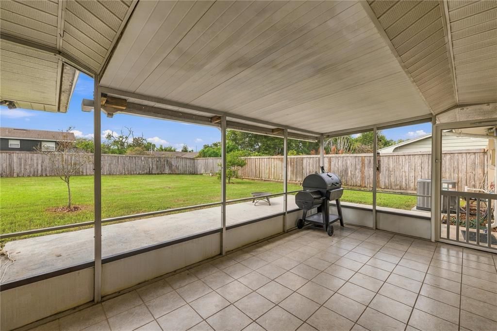 En Venta: $499,900 (4 camas, 2 baños, 1692 Pies cuadrados)