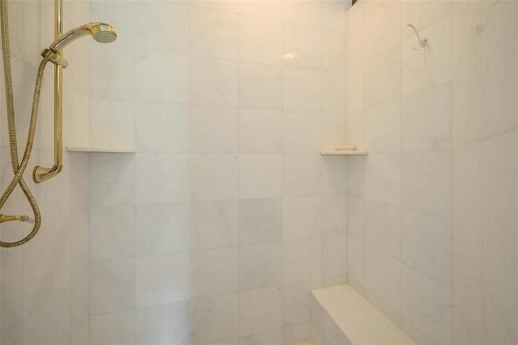 В аренду: $25,000 (3 спален, 3 ванн, 4322 Квадратных фут)