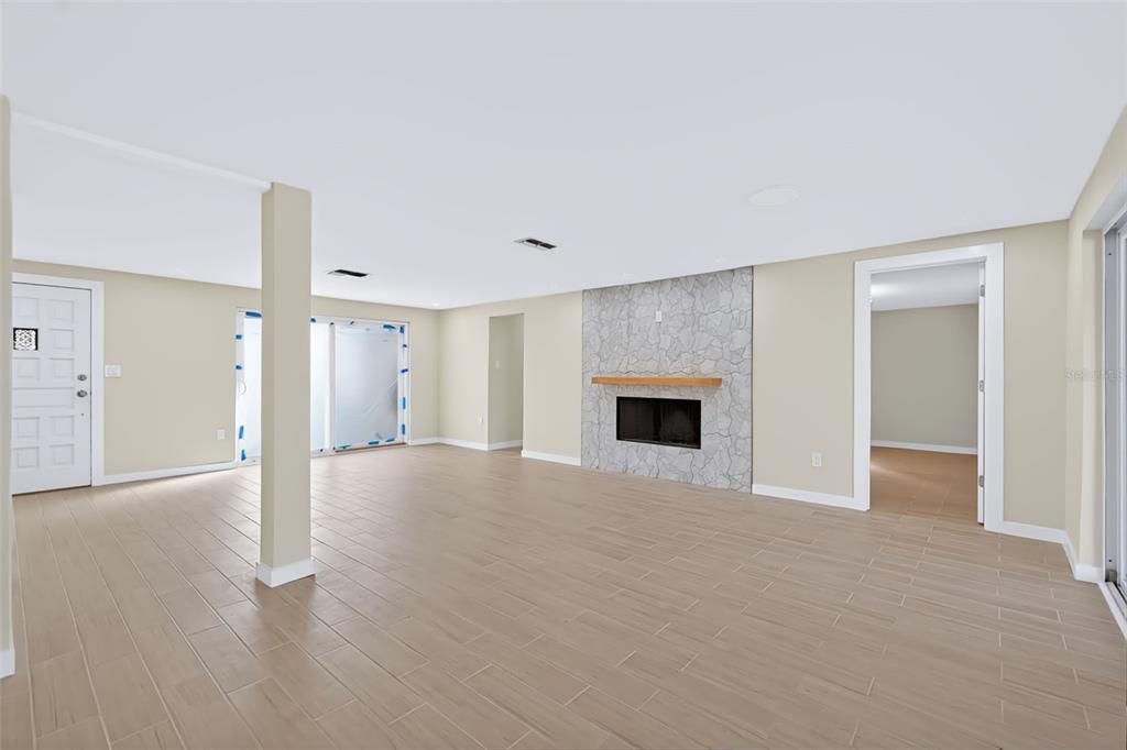 En Venta: $579,900 (3 camas, 2 baños, 1962 Pies cuadrados)