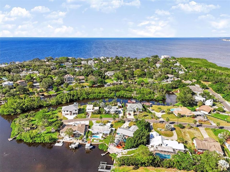 En Venta: $579,900 (3 camas, 2 baños, 1962 Pies cuadrados)