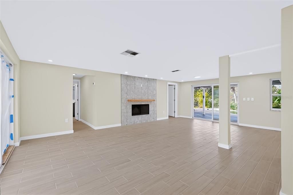 En Venta: $579,900 (3 camas, 2 baños, 1962 Pies cuadrados)