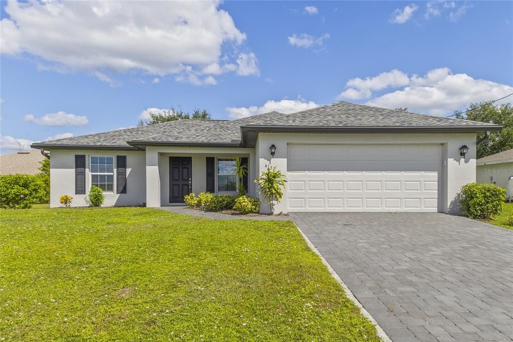 For Sale: $265,000 (3 beds, 2 baths, 1399 Square Feet)