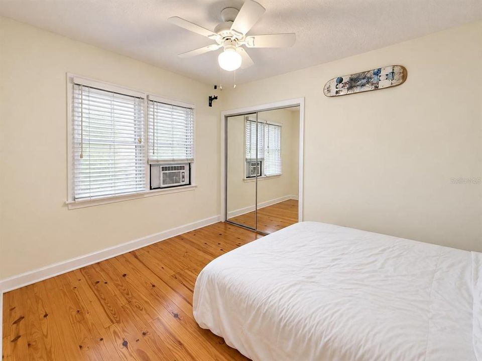 En Venta: $305,000 (3 camas, 1 baños, 1216 Pies cuadrados)
