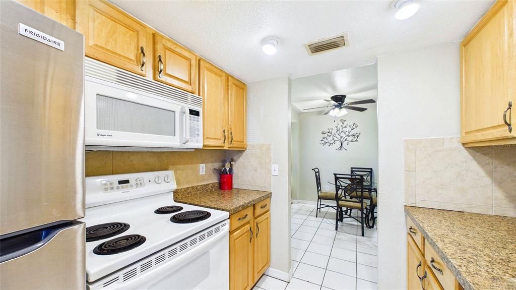 En Venta: $165,500 (1 camas, 1 baños, 787 Pies cuadrados)