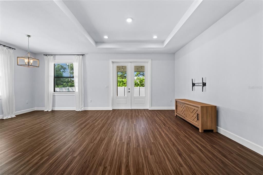 For Rent: $3,000 (3 beds, 2 baths, 1517 Square Feet)