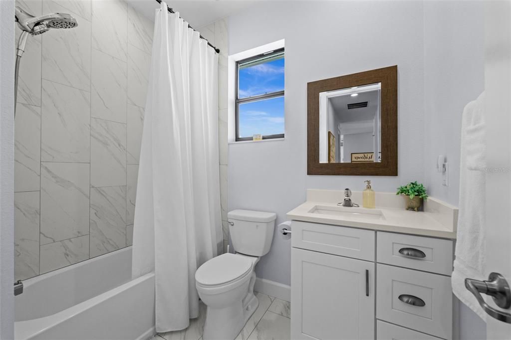 For Rent: $3,000 (3 beds, 2 baths, 1517 Square Feet)