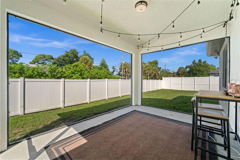 For Rent: $3,000 (3 beds, 2 baths, 1517 Square Feet)