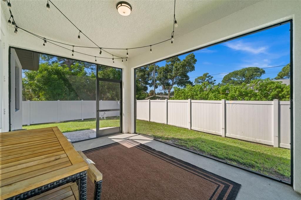 For Rent: $3,000 (3 beds, 2 baths, 1517 Square Feet)