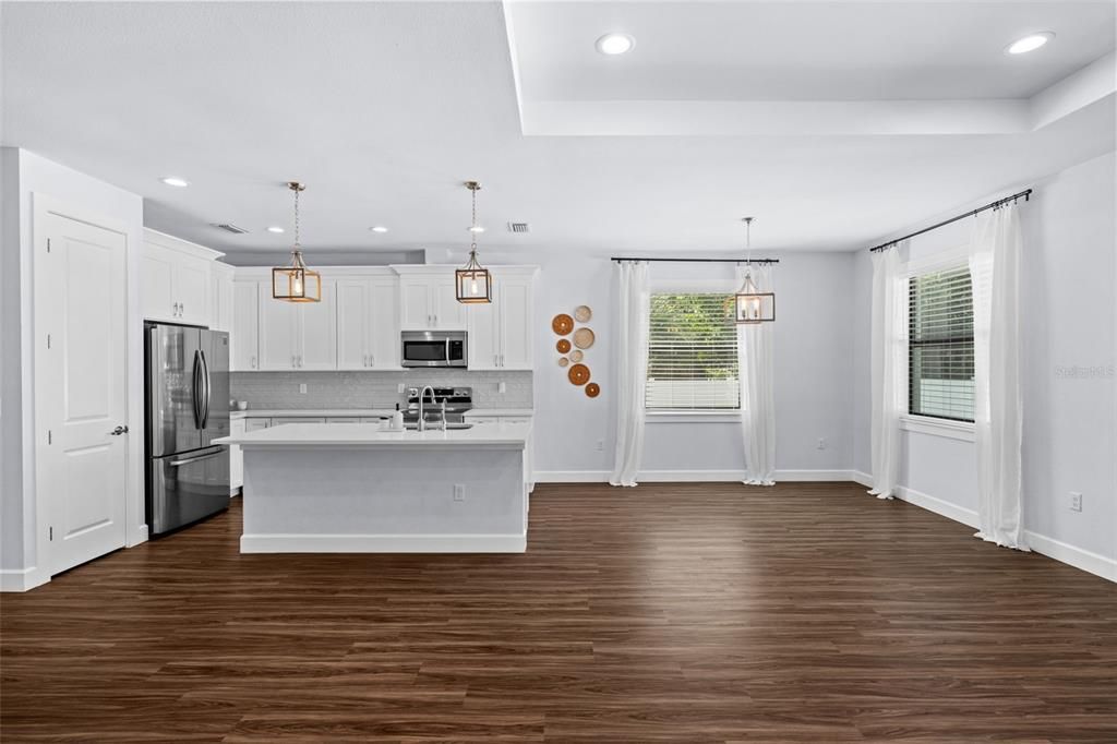 For Rent: $3,000 (3 beds, 2 baths, 1517 Square Feet)