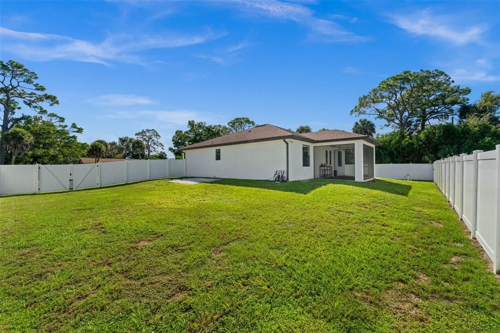 For Rent: $3,000 (3 beds, 2 baths, 1517 Square Feet)