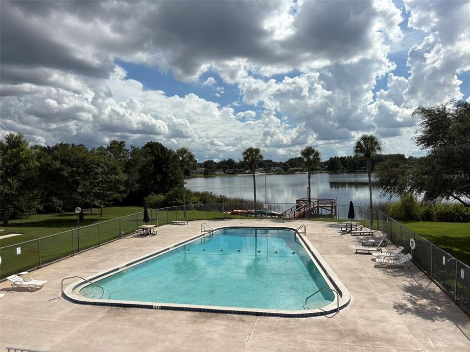For Sale: $178,000 (2 beds, 1 baths, 1000 Square Feet)