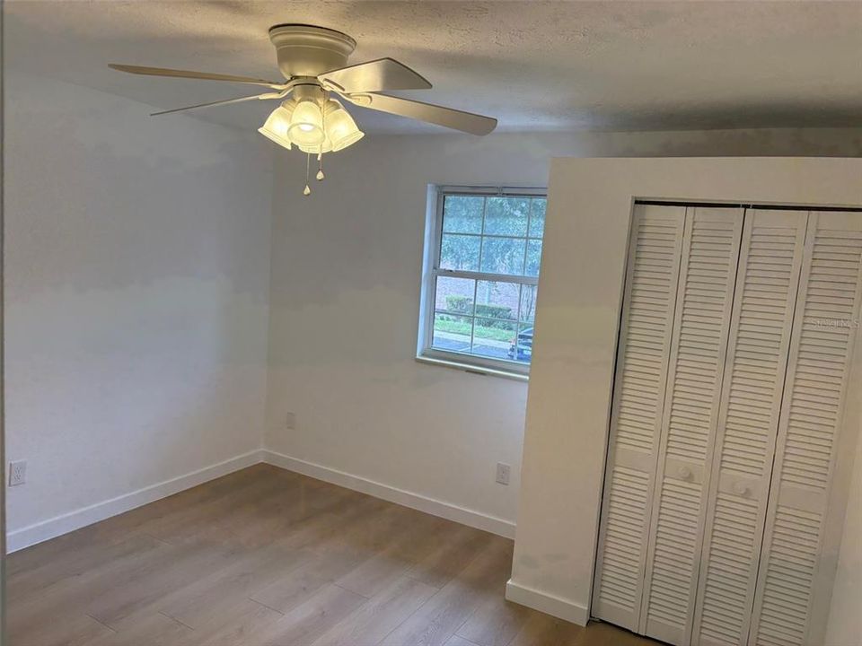 For Sale: $178,000 (2 beds, 1 baths, 1000 Square Feet)