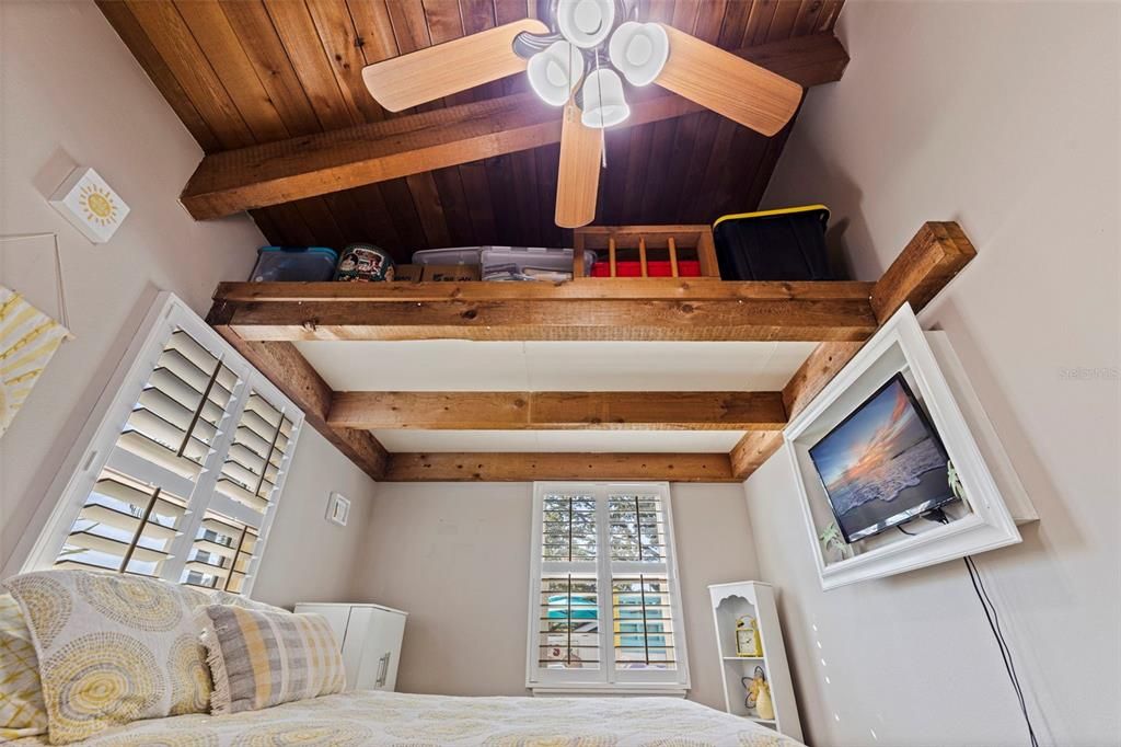 На продажу: $425,000 (3 спален, 2 ванн, 998 Квадратных фут)
