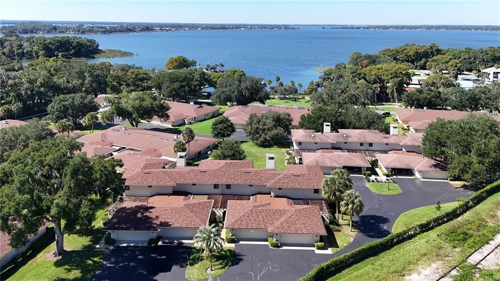 En Venta: $569,900 (3 camas, 3 baños, 2639 Pies cuadrados)