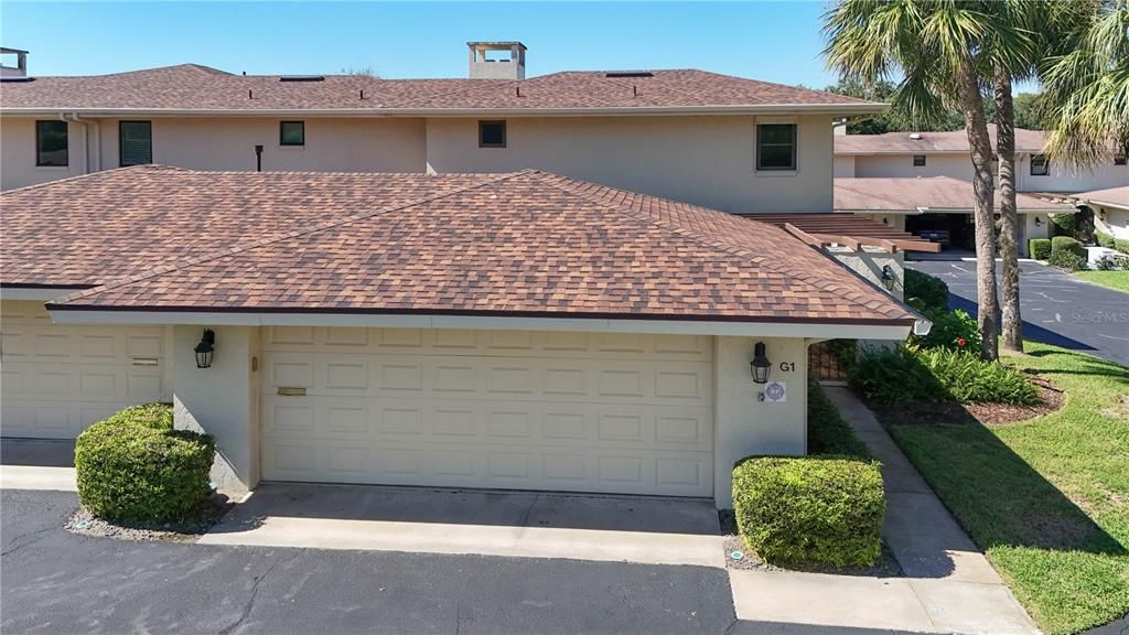 En Venta: $569,900 (3 camas, 3 baños, 2639 Pies cuadrados)