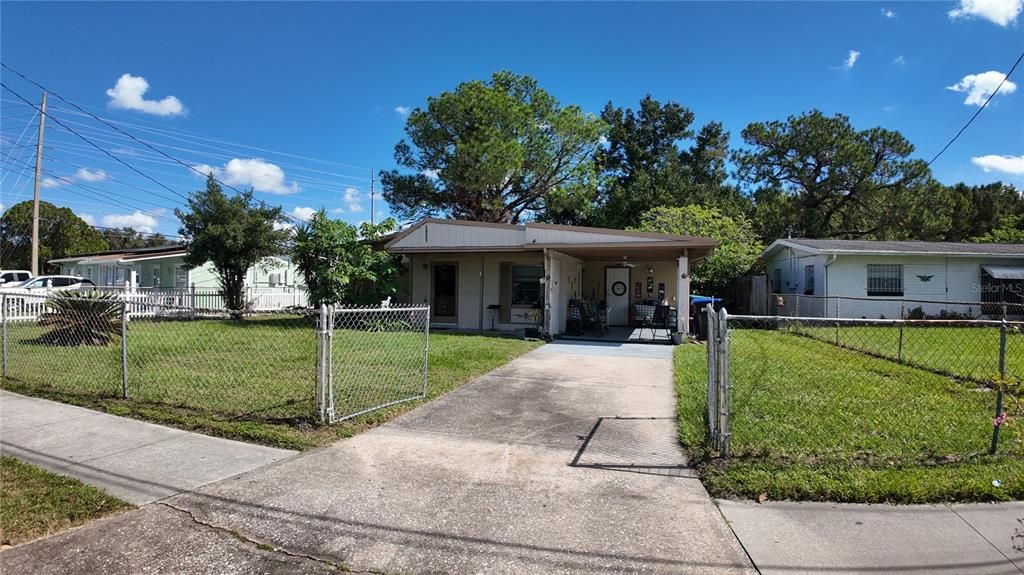 For Sale: $330,000 (3 beds, 1 baths, 1000 Square Feet)