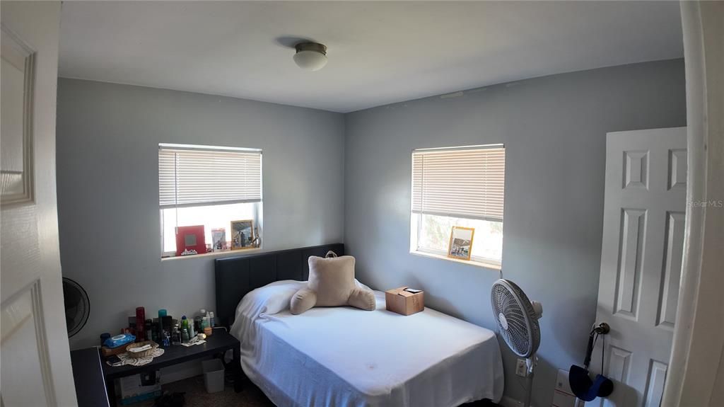 For Sale: $330,000 (3 beds, 1 baths, 1000 Square Feet)
