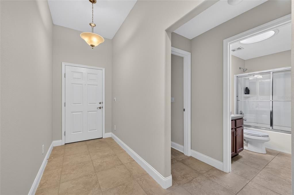 На продажу: $369,900 (3 спален, 2 ванн, 1618 Квадратных фут)