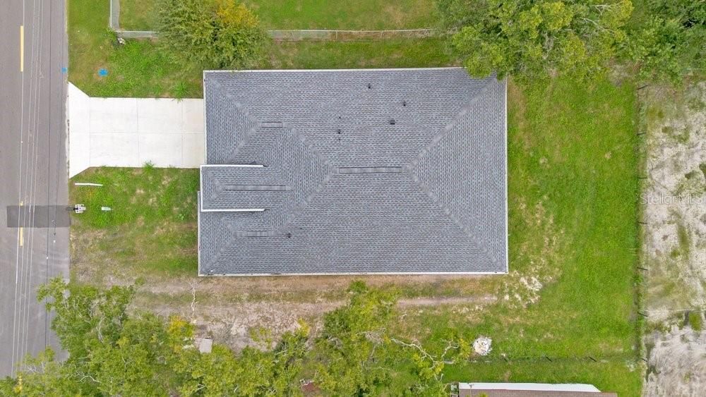 En Venta: $410,000 (3 camas, 2 baños, 1813 Pies cuadrados)