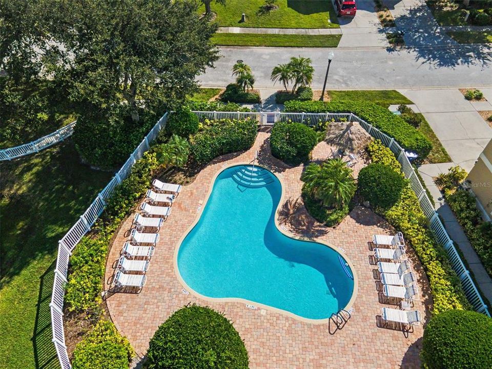 For Sale: $365,000 (2 beds, 2 baths, 1740 Square Feet)