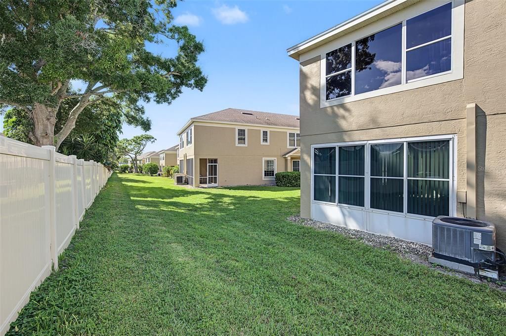 For Sale: $365,000 (2 beds, 2 baths, 1740 Square Feet)
