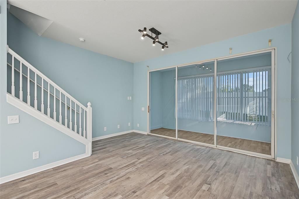 For Sale: $365,000 (2 beds, 2 baths, 1740 Square Feet)