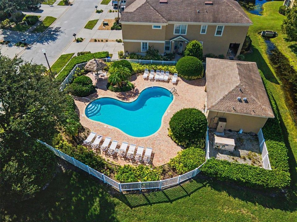 For Sale: $365,000 (2 beds, 2 baths, 1740 Square Feet)
