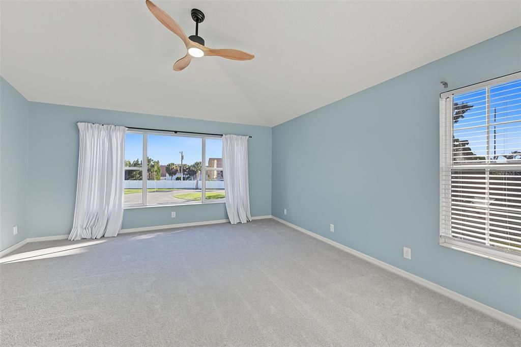 For Sale: $365,000 (2 beds, 2 baths, 1740 Square Feet)