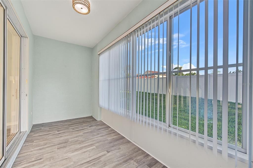 For Sale: $365,000 (2 beds, 2 baths, 1740 Square Feet)