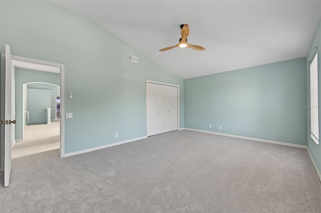 For Sale: $365,000 (2 beds, 2 baths, 1740 Square Feet)
