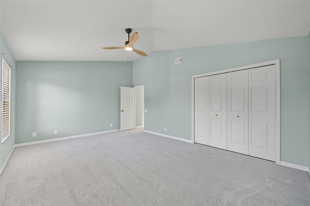 For Sale: $365,000 (2 beds, 2 baths, 1740 Square Feet)
