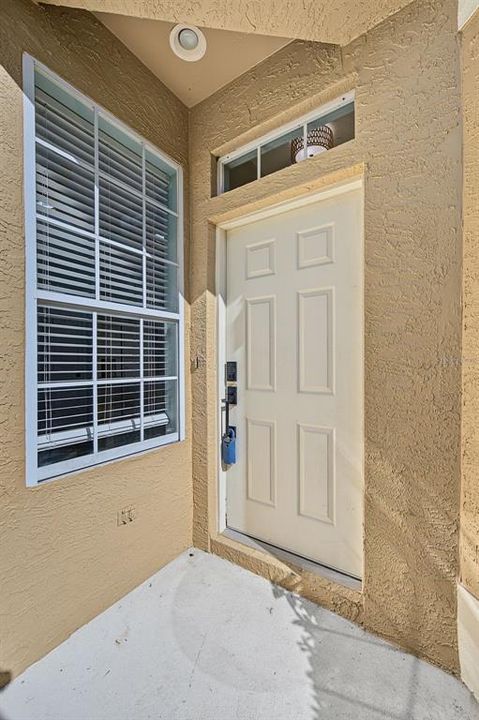 For Sale: $365,000 (2 beds, 2 baths, 1740 Square Feet)