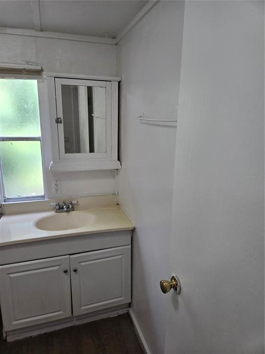 На продажу: $349,995 (5 спален, 0 ванн, 2016 Квадратных фут)
