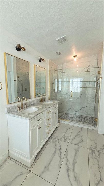 En Renta: $3,850 (4 camas, 3 baños, 2135 Pies cuadrados)