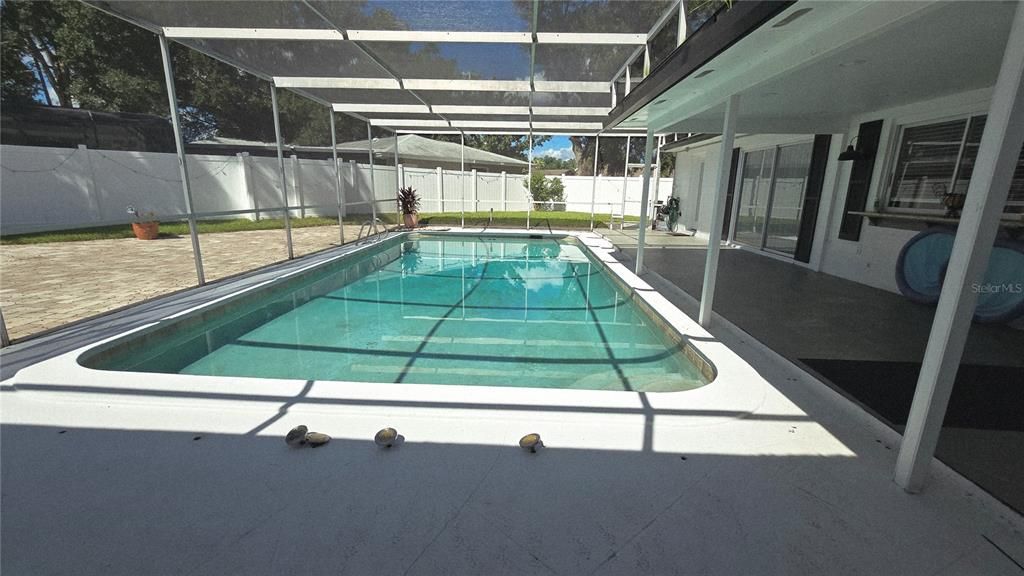 En Renta: $3,850 (4 camas, 3 baños, 2135 Pies cuadrados)