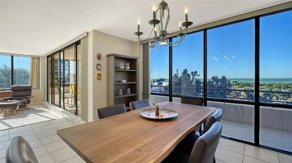 En Venta: $1,195,000 (2 camas, 2 baños, 1446 Pies cuadrados)