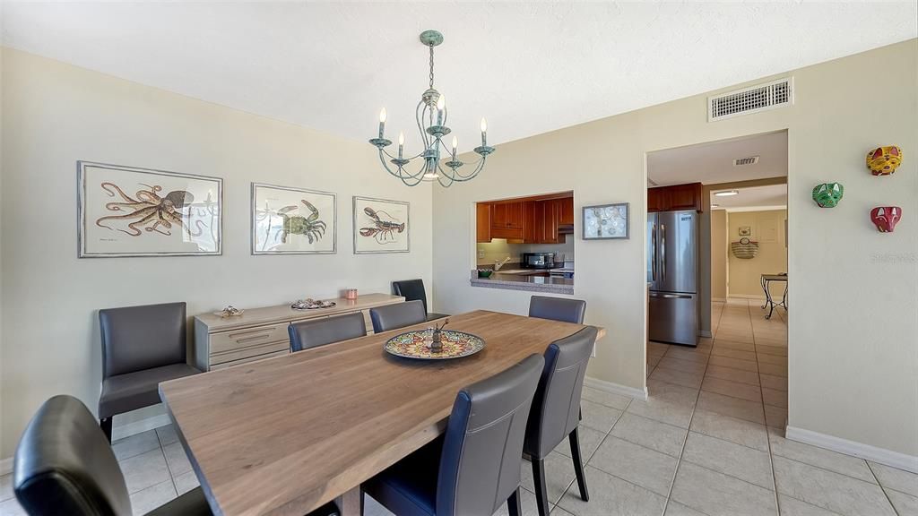 En Venta: $1,195,000 (2 camas, 2 baños, 1446 Pies cuadrados)