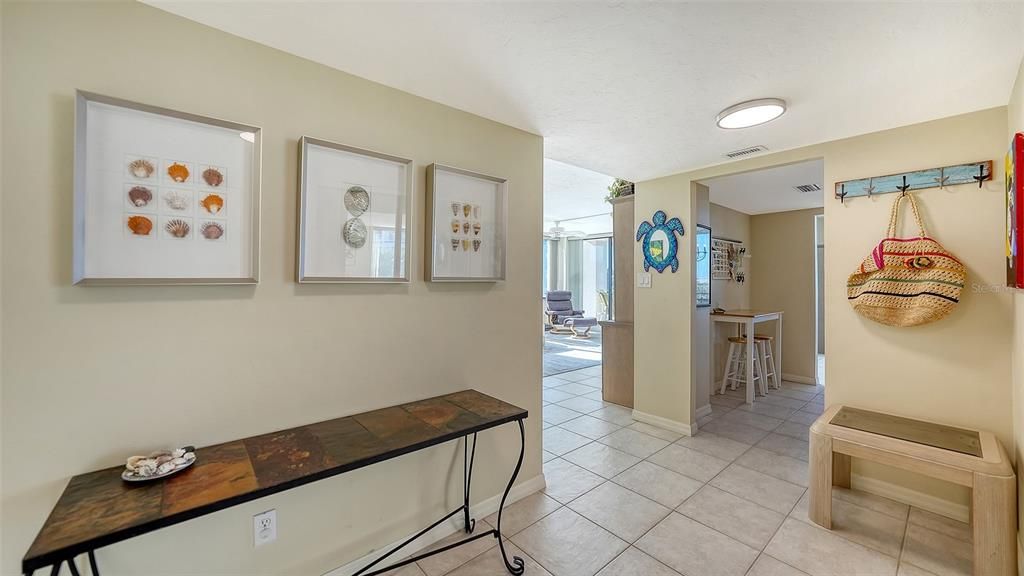 En Venta: $1,195,000 (2 camas, 2 baños, 1446 Pies cuadrados)