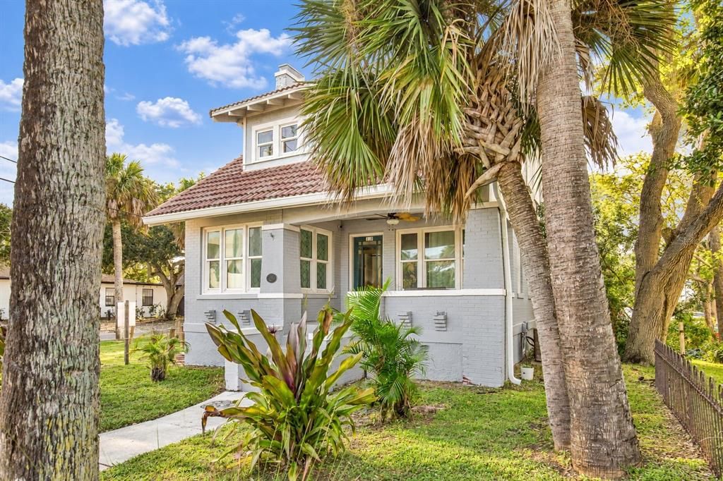 En Venta: $1,850,000 (4 camas, 3 baños, 2295 Pies cuadrados)
