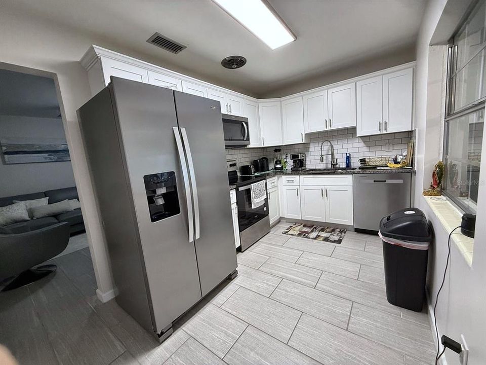 En Venta: $349,900 (3 camas, 2 baños, 1205 Pies cuadrados)