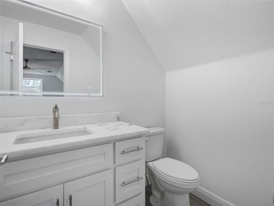 En Venta: $449,000 (3 camas, 2 baños, 1919 Pies cuadrados)