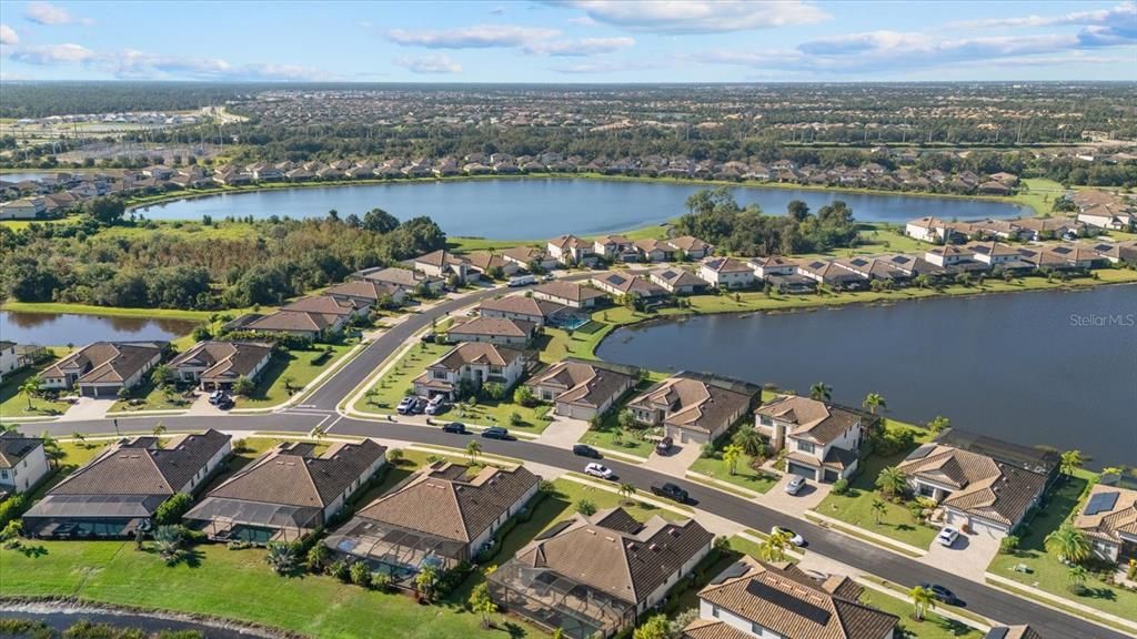 На продажу: $850,000 (3 спален, 2 ванн, 2326 Квадратных фут)