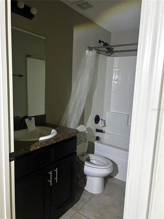 For Sale: $230,000 (3 beds, 2 baths, 1367 Square Feet)