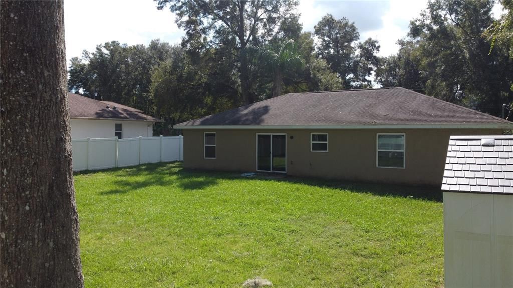 For Sale: $230,000 (3 beds, 2 baths, 1367 Square Feet)