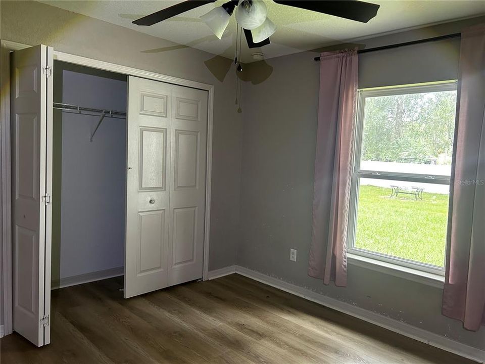 For Sale: $230,000 (3 beds, 2 baths, 1367 Square Feet)