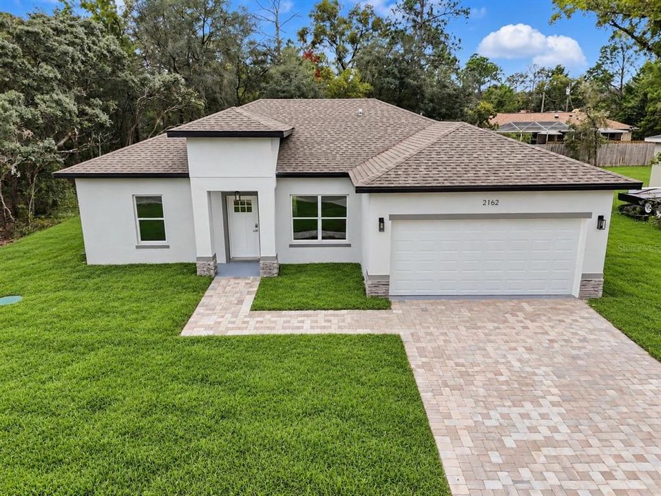 For Sale: $249,000 (3 beds, 2 baths, 1427 Square Feet)